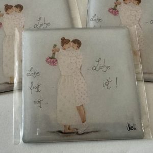 Magnet   „Liebe fragt nicht…Liebe ist“